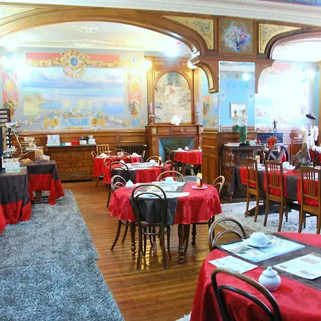 Logis - Arc En Ciel Et D'olonne Otel 3*