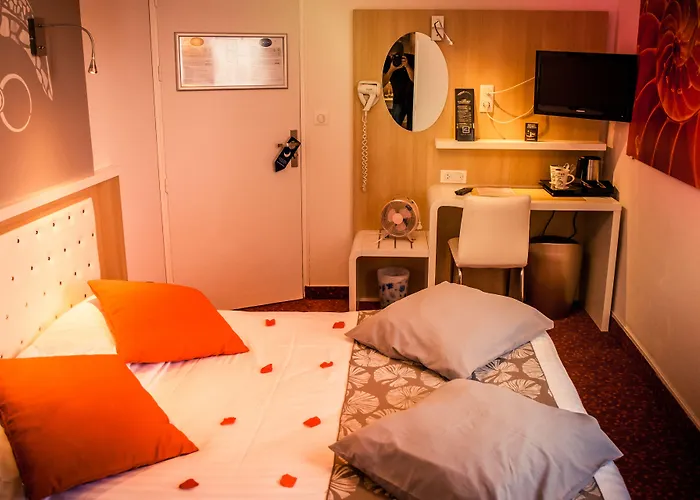 Hotel Logis - Arc En Ciel Et D'olonne