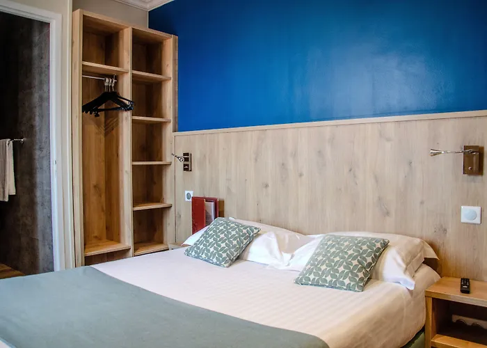 Logis - Arc En Ciel Et D'olonne Hotel 3*