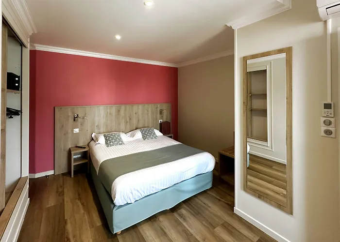 Hotel Logis - Arc En Ciel Et D'olonne