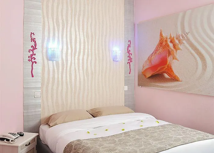 Logis - Arc En Ciel Et D'olonne Hotel 3*