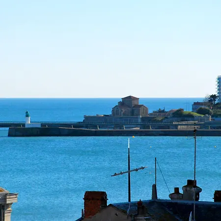 Logis - Hotel Arc En Ciel Et Spa Les Sables D'Olonne Hotel 3*