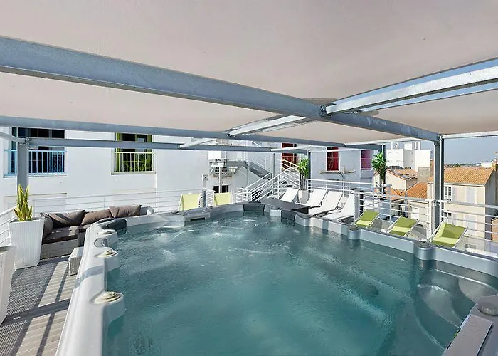 Logis - Arc En Ciel Et D'olonne Hotel